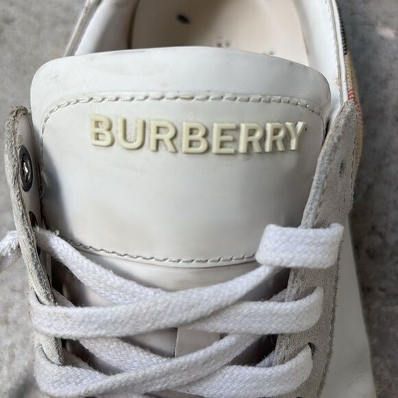 Burberry leather n nova chek sneakers - Picture 9 of 9